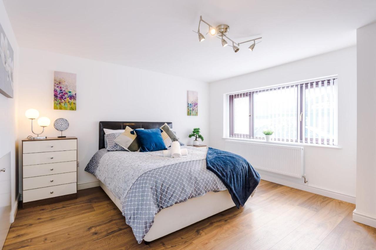Sunshine Cottage By Happy Sunshine Stay Golborne Eksteriør billede